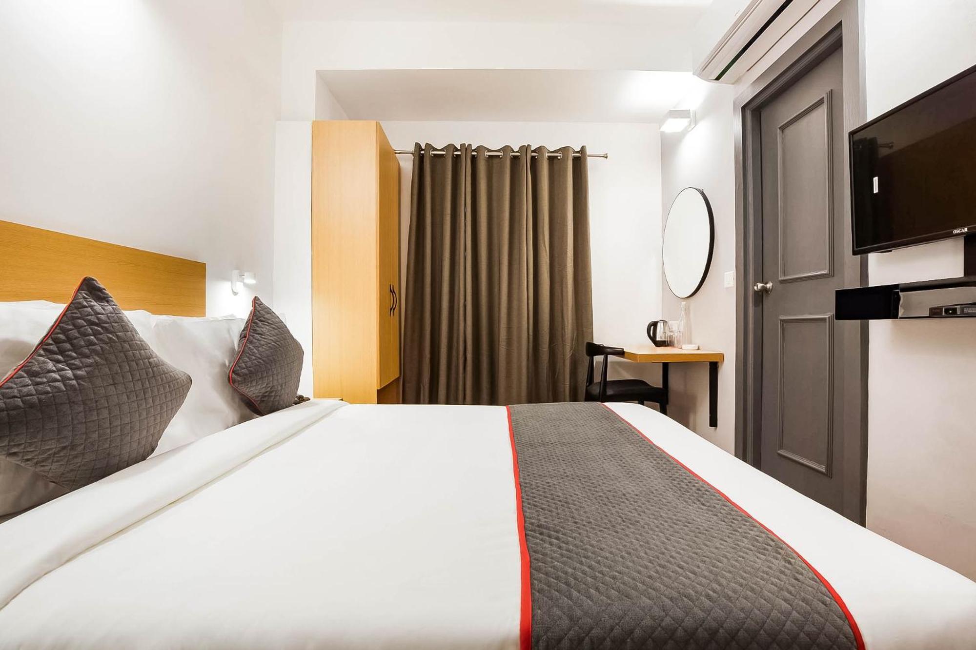 Super Townhouse Lords Inn Regency Mānglia Eksteriør billede