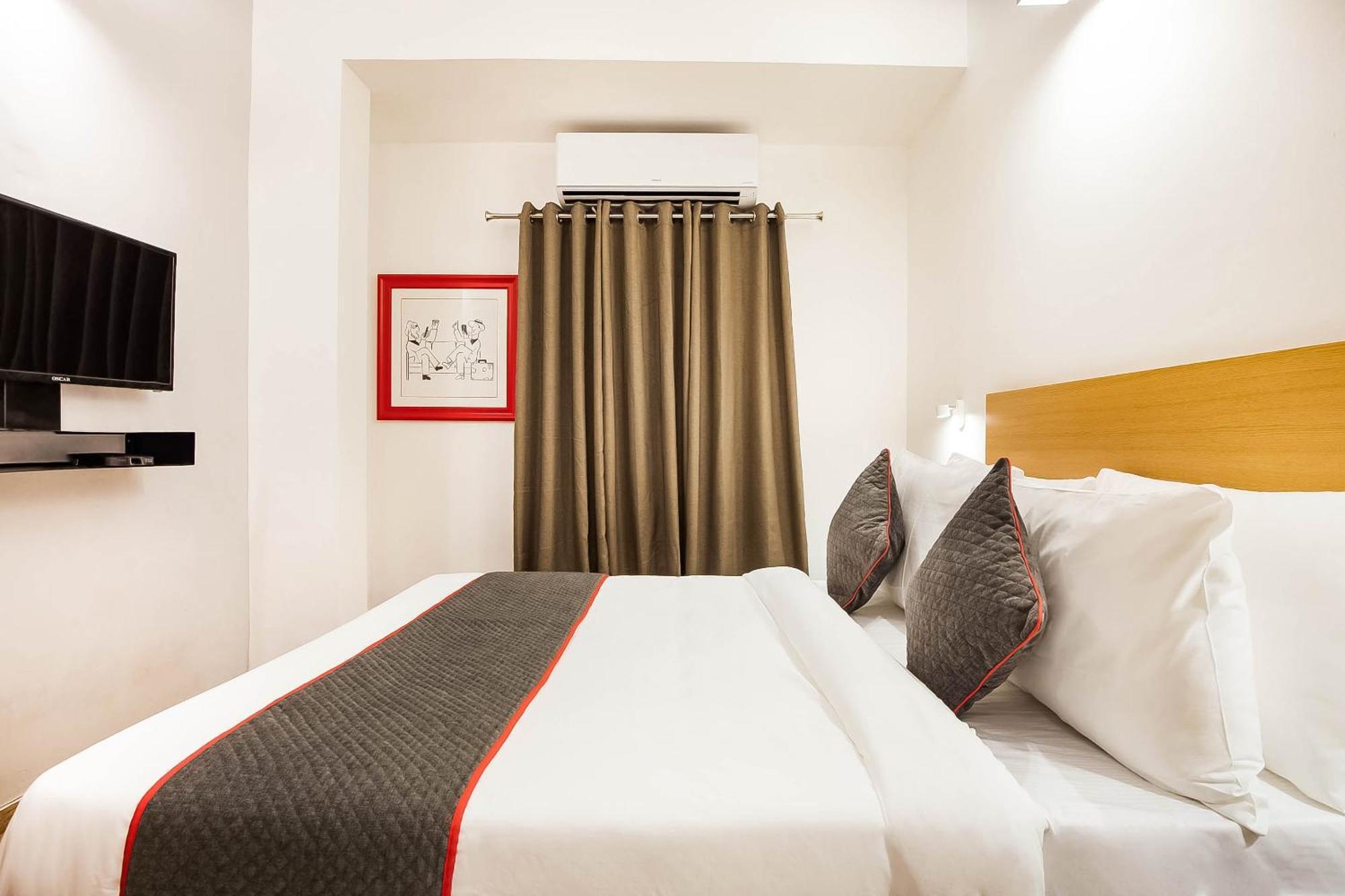 Super Townhouse Lords Inn Regency Mānglia Eksteriør billede